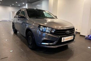 LADA VESTA