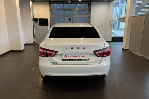 LADA VESTA