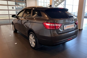LADA VESTA