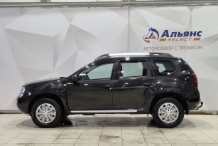 RENAULT DUSTER