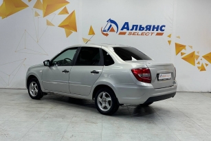 LADA GRANTA