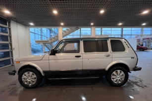 LADA 2131 (4X4)