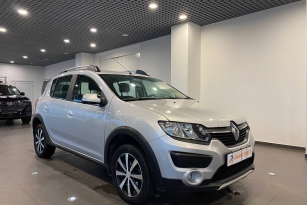 RENAULT SANDERO STEPWAY