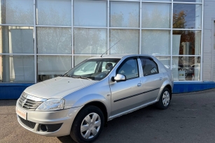 RENAULT LOGAN