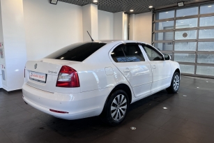 SKODA OKTAVIA