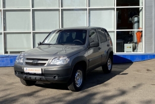 CHEVROLET NIVA