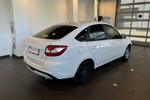 LADA GRANTA