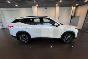 OMODA C7