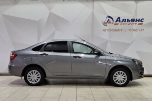 LADA VESTA
