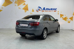 LADA VESTA