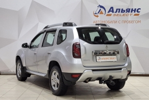 RENAULT DUSTER