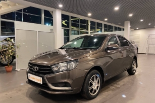 LADA VESTA