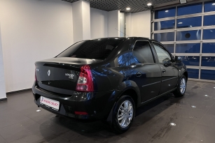 RENAULT LOGAN