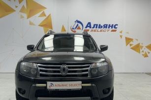 RENAULT DUSTER