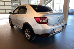RENAULT LOGAN