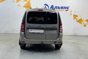 LADA LARGUS