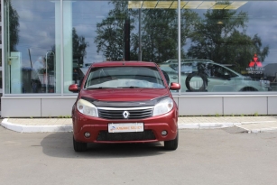 RENAULT SANDERO