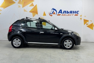 RENAULT SANDERO