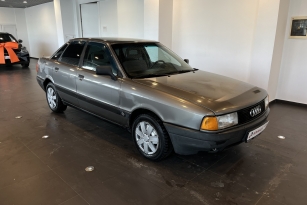 AUDI 80