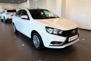 LADA VESTA