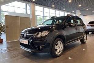 RENAULT SANDERO STEPWAY