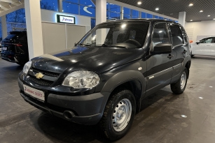 CHEVROLET NIVA