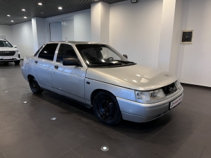 LADA 2110