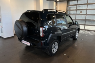 LADA NIVA TRAVEL