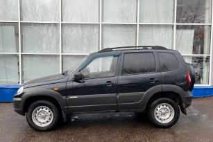 CHEVROLET NIVA