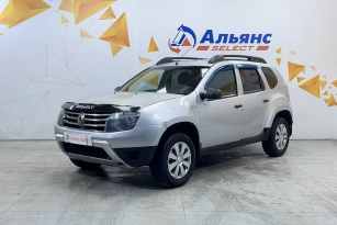 RENAULT DUSTER