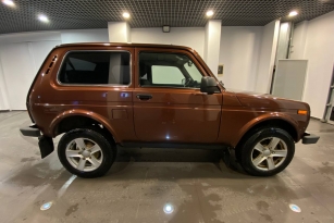 LADA 2121 (4X4)