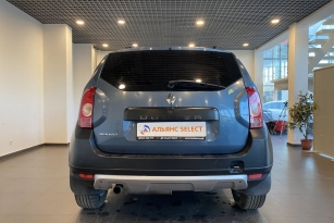 RENAULT DUSTER