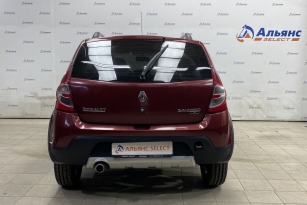 RENAULT SANDERO STEPWAY