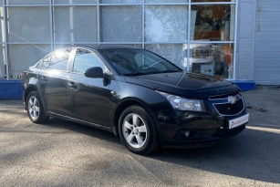 CHEVROLET CRUZE