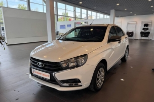 LADA VESTA