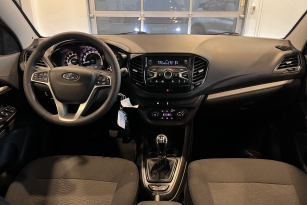 LADA VESTA