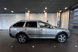 SKODA OKTAVIA