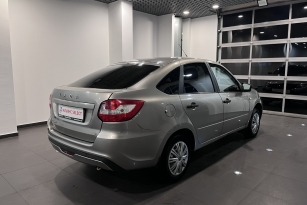 LADA GRANTA