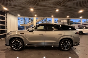 JAECOO J8