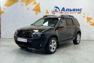 RENAULT DUSTER