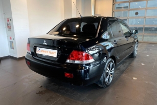 MITSUBISHI LANCER 1.6