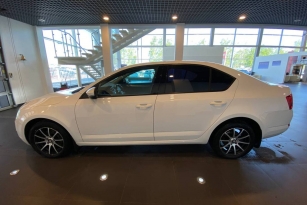 SKODA OKTAVIA