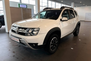 RENAULT DUSTER
