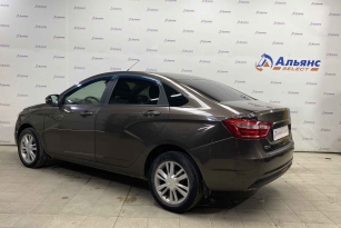 LADA VESTA