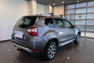 NISSAN TERRANO