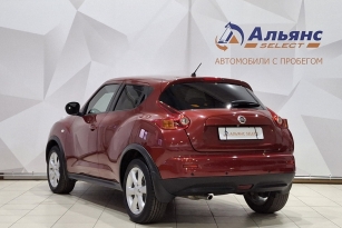 NISSAN JUKE