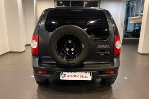 CHEVROLET NIVA