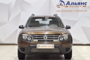 RENAULT DUSTER