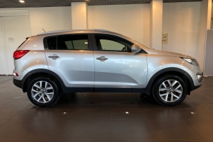 KIA SPORTAGE S