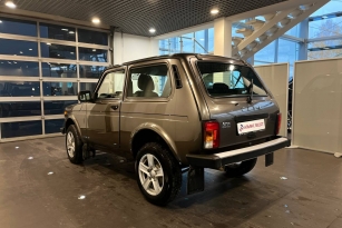 LADA 2121 (4X4)